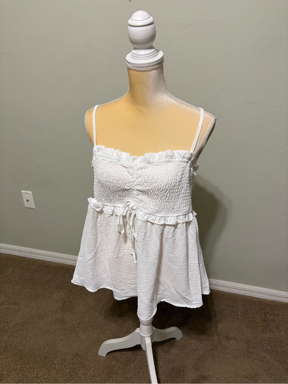 BiBi’s Women’s White Ruffle Smocked Tank Top
